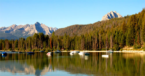 Redfish Lake i gryningen